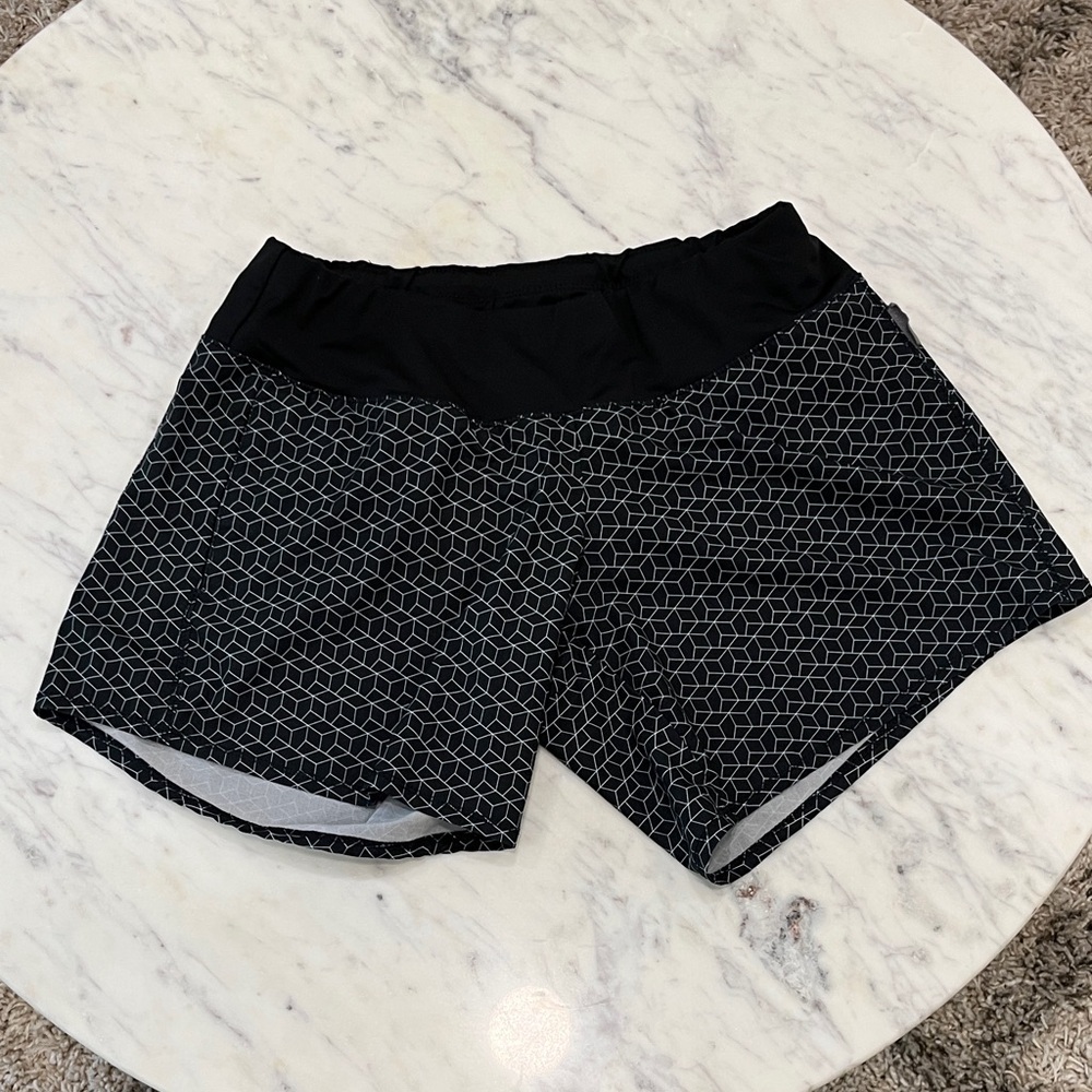 Oiselle Black Geometric Athletic Shorts